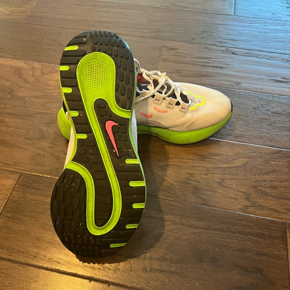 Women’s Nike React - size 9